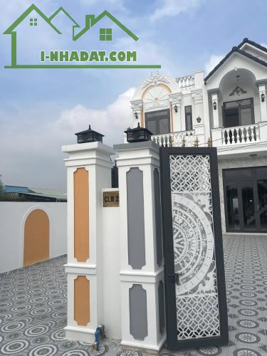 Chính chủ gởi bán gấp nhà 1 trệt 1 lầu 160m2 shr gần chợ Mỹ Hạnh Nam 2tỷ7 - 1
