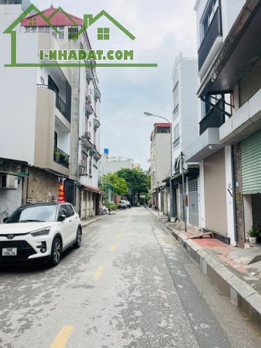 Vũ Xuân Thiều Long Biên 54m/60m 7t mt 5.1m giá 19 tỷ gara ô tô, trước nhà ô tô tránh - 1