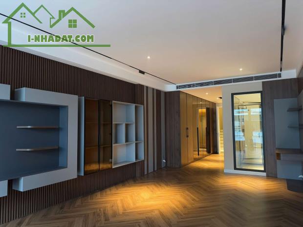 Vũ Xuân Thiều Long Biên 54m/60m 7t mt 5.1m giá 19 tỷ gara ô tô, trước nhà ô tô tránh - 4