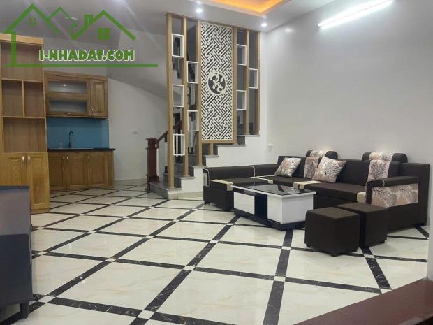 💥NHÀ ĐẸP CỔ ĐIỂN A- Ô TÔ ĐỖ CỬA- 32M - HƠN 5 TỶ💥
