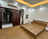 Cần bán nên giảm tụt dốc. Nhà xây mới 5 tầng 36 m2 phường Thạch Bàn Long Biên. Giá 4,xx tỷ