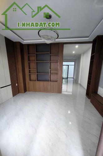 BÁN NHÀ MỚI XÂY 3 TẦNG GẦN BIỂN VĨNH PHƯỚC NHA TRANG - 1
