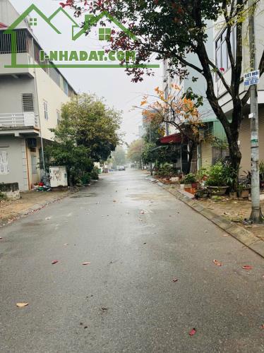 CHỦ CẦN TIỀN BÁN GẤP TÁI ĐỊNH CƯ-TRÂU QUỲ-GIA LÂM-30M