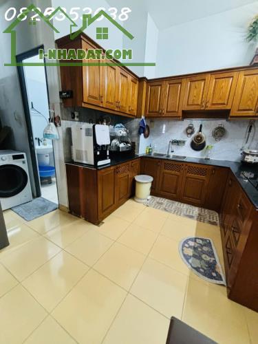 BÁN CĂN HỘ CAO CẤP 75M2 - QUẬN 12 - GIÁ 23.5 TỶ - VỊ TRÍ VÀNG - SỔ HỒNG CHÍNH CHỦ - 3