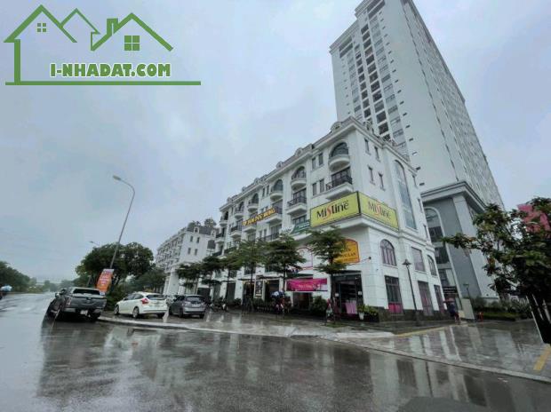 BÁN LÔ ĐẤT VÀNG KDT SÀI ĐỒNG DT 175M2 - MT 8.5M , VỈA HÈ RỘNG XÂY VĂN PHÒNG , BT ĐẸP