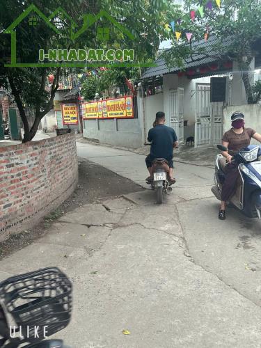 Đất mặt đường kinh doanh tại Phú Bến Thụy Hương phường Chương Mỹ - 2