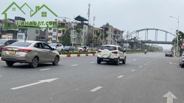 BÁN NHÀ HỒNG TIẾN, GIÁ ĐẦU TƯ 55M, 4T, MT4M. GIÁ NHỈNH 6 TỶ, Ô TÔ CÁCH 15M.