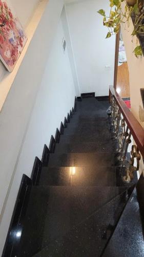 10M Ô TÔ - CẠNH AEON LONG BIÊN - THANG MÁY - NHÀ ĐẸP Ở NGAY - 7T - 2