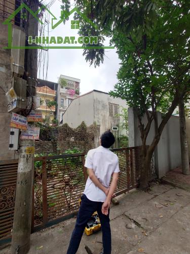 Bán mảnh đất ô tô vào vuông vắn ngay trung tâm đông mỹ Thanh Trì, dt40m, ngõ nông 3.3 tỷ