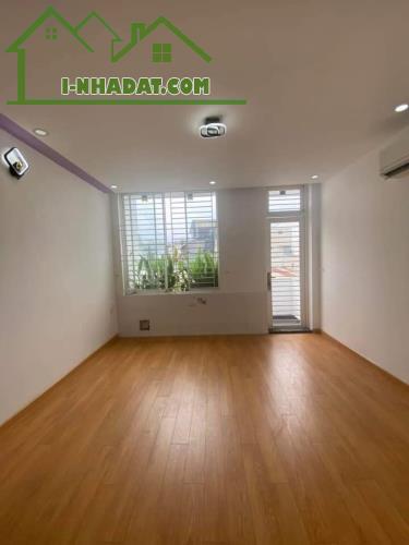 Định Cư Úc bán nhanh nhà đường Tân Hoá, Quận 11. Giá chỉ 2 tỷ 550. Hẻm 6m ô tô. - 4