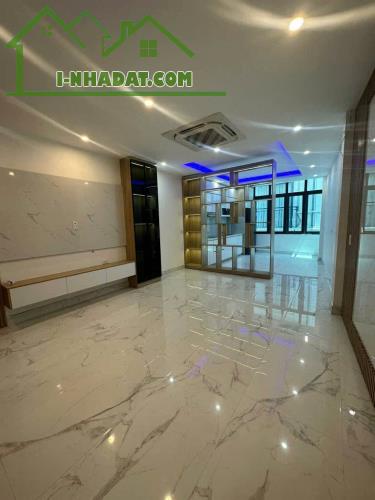 Bán nhà Nguyễn Văn Cừ 37m2 , 5 tầng, 20m ra phố, ngõ thông, full nội thất - giá nhỉnh 7 tỷ - 1
