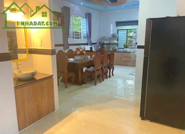 Nhà vườn đẹp cần tìm chủ mới ở gần Bò Tơ Hồng Đào Củ Chi dt 170m2 có thổ. 715 TRIỆU. - 3