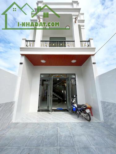 CẦN BÁN CĂN NHÀ LẦU ,GẦN TRƯỜNG THPT VÕ VĂN TẦN,SHR ,1 XẸT ĐƯỜNG XE HƠI - 1