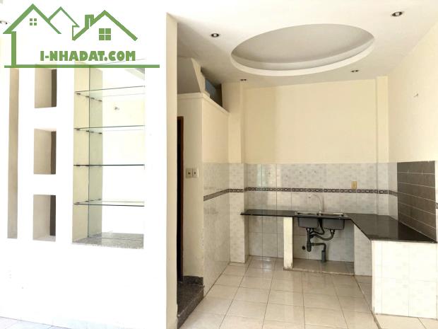 XÔ VIẾT NGHỆ TĨNH - GIÁP QUẬN 1 - NHÀ ĐẸP 3 TẦNG - HẺM XE TẢI - CHỈ NHỈNH 4 TỶ