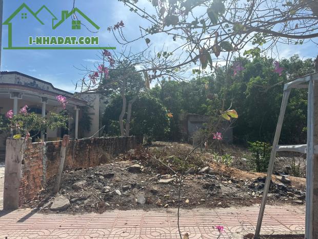 Bán đất thổ cư mặt tiền Nguyễn Du, thị xã LaGi giá rẻ gần biển cam bình - 2