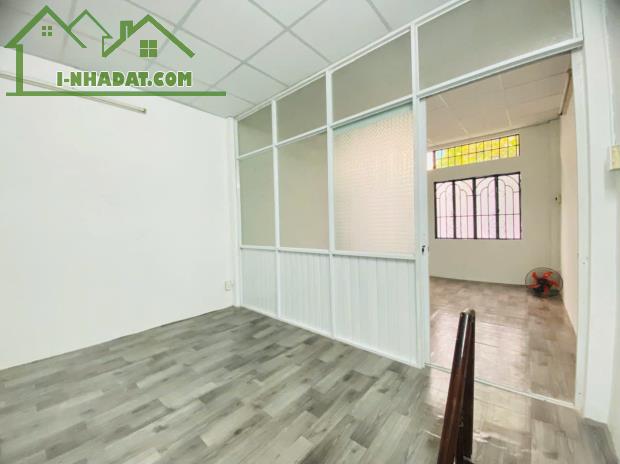 NHÀ HẺM XE TẢI 6M THÔNG – Ô TÔ NGỦ TRONG NHÀ – NƠ TRANG LONG - CHỈ 5.X TỶ - 3