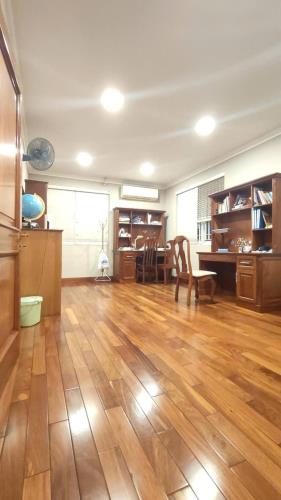 Nhà 3 mặt tiền Nguyễn Thành Ý 240m 4 lầu chỉ 138 tỷ Phường Đa Kao Quận 1 - 1