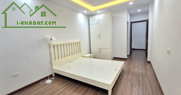 Nhà đẹp ở ngay Hồ Tùng Mậu đầy đủ nội thất 35m*5T , MT 3.5m giá 7 tỷ - 2
