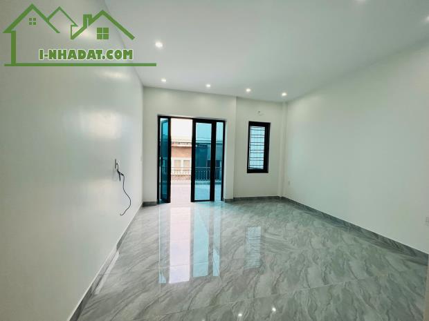 Siêu phẩm nhà 3 tầng Cách Hạ, Nam Sơn oto đỗ cửa giá chỉ 2,7x tỷ  LH 0979087664 - 1