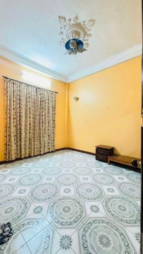 Bán Nhà Phố Khương Đình 102 m2 x 4 tầng MT 6 m Ô Tô Đỗ Cổng 12 Tỷ Quận Thanh Xuân