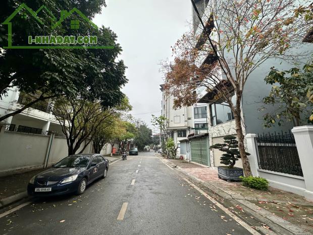 (Tin thật 100%) Bán nhà 73m2 x 8 tầng tại phố Lâm Hạ - Nội thất triệu đô - Đỉnh cao nhất - 1