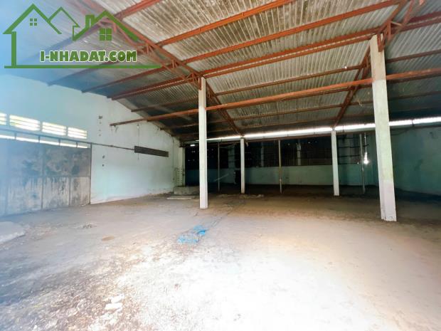 Bán nhà xưởng 810m2 gần vòng xoay Võ Nguyên Giáp, Bình Minh, Trảng Bom, giá 6 tỷ 500. - 2