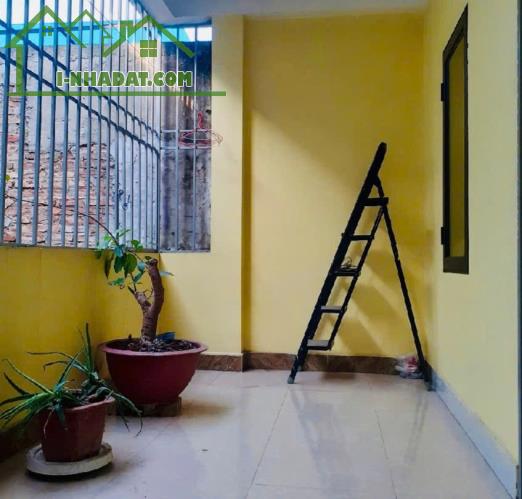 BÁN NHÀ CỔ NHUẾ” – NHÀ ĐẸP GIÁ MỀM – DÒNG TIỀN SẴN CÓ, CHỈNH NHỈNH 6 TỶ - 2