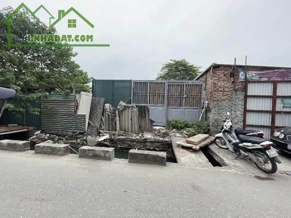 Cần bán gấp đất nông nghiệp Vĩnh Hưng, 330m2, mặt tiền 10m, giá 5 tỷ hơn!