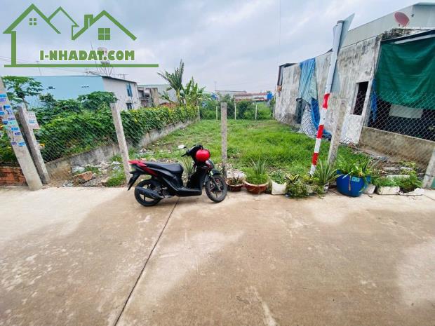 BÁN 2 LÔ ĐẤT SỔ RIÊNG NGAY CHỢ THẠNH PHÚ 180M2 - 1