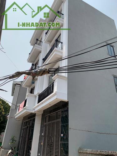 Bán nhà DT 48m2*4T full nội thất. Gần Ql6 - ĐH Thể Dục Thể Thao ô tô đỗ cửa ngõ thông 3m.