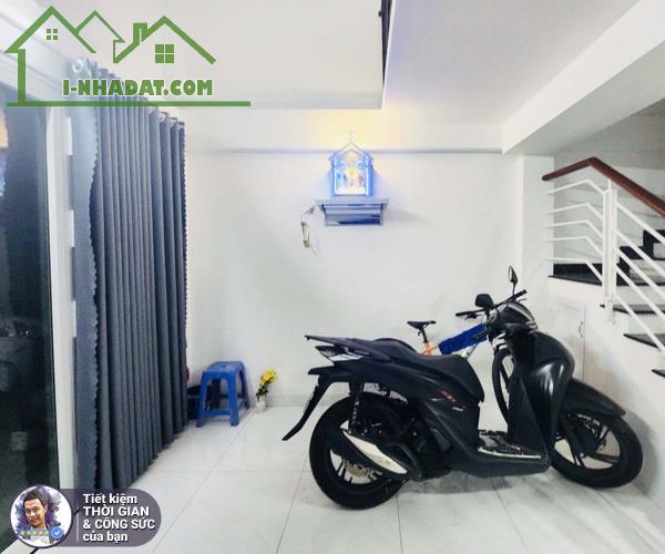 BÁN NHÀ CÓ DÒNG TIỀN 13TR. PHƯỜNG 3, QUẬN 4. 41M2. 3 TẦNG. KHU YÊN TĨNH. KHÔNG QUY HOẠCH - 4