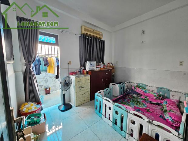 Bán nhà 4 tầng mặt tiền đường QL50, Giá 9.5 Tỷ - 2