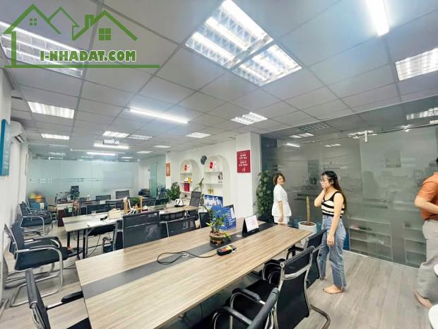 BÁN GẤP NHÀ PHỐ ĐỐC NGỮ, KINH DOANH VĂN PHÒNG_DT 60M2, 5 TẦNG, MT 6M, 22.5TỶ - 1