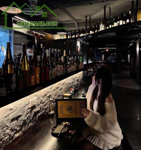 Mặt phố Linh Lang - Tòa VP 6 tầng - Thang máy - 3 thoáng - Sổ vuông. - 3