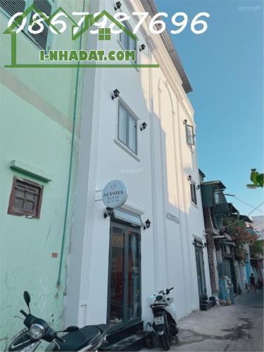 🏡 Bán Nhà Mới Xây Năm 2025 – Full Nội Thất – Hẻm Ô Tô Trung Tâm TP Nha Trang – Gần Biển
