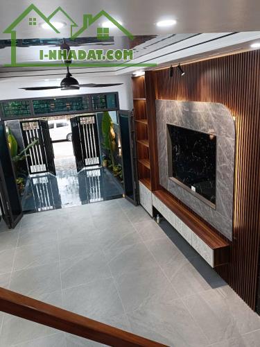 BÁN NHÀ SIÊU ĐẸP 4.45 TỶ 3 TẦNG 72M2 CÓ SÂN Ô TÔ KHU ĐỒNG QUÝT - 2