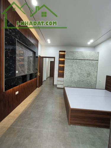 BÁN NHÀ SIÊU ĐẸP 4.45 TỶ 3 TẦNG 72M2 CÓ SÂN Ô TÔ KHU ĐỒNG QUÝT - 4