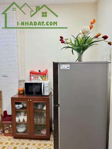 Cho thuê căn hộ khu tập thể 6A Chương Dương, Hoàn Kiếm 80m, 2 ngủ, đủ đồ giá 12tr - 3