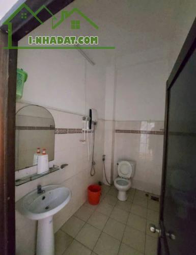 Cho thuê nhà 60m2 HẺM XE HƠI, Đường Bạch Đằng, Phường 2, Tân Bình.