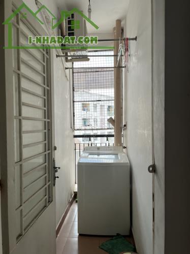 Bán chung cư 312 Lạc Long Quân 64m2, 2 phòng ngủ, giá 2.8 tỷ, sổ hồng - 2