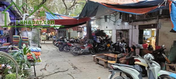 Chủ nhà cần bán gấp căn hộ tầng 2 nhà C tập thể Nguyễn Công Trứ, trung tâm quận HBT - 1