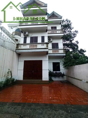 Bán 124m nhà 3 tầng đẹp Đông Sơn, Chương Mỹ gần Quốc lộ 6 ô tô tận nhà