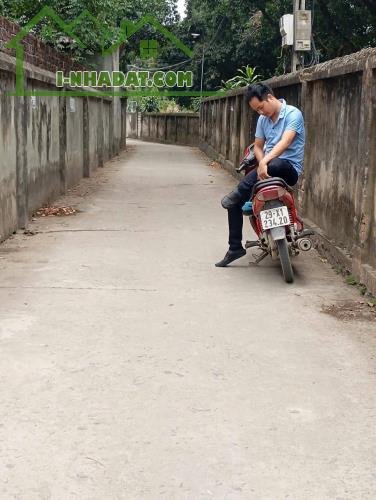 Bán 124m nhà 3 tầng đẹp Đông Sơn, Chương Mỹ gần Quốc lộ 6 ô tô tận nhà - 2