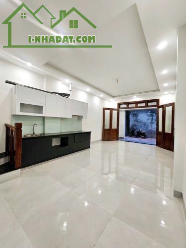 Siêu Phẩm.Bán Nhà Chu Huy Mân, Long Biên 51m2, 6T, giá 8,35 tỷ (Thang máy, ô tô gần) - 3