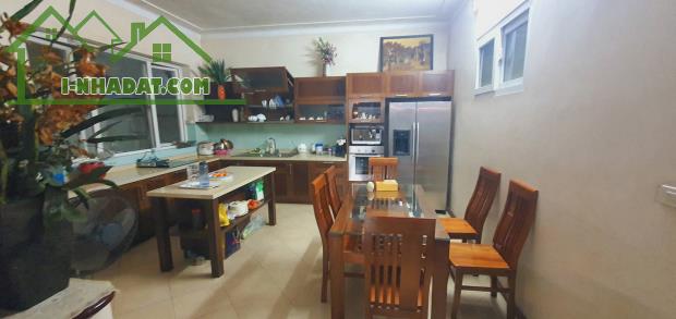 Bán Nhà Lý Nam Đế. Hoàn Kiếm. Thang Máy. Ô Tô. . DT 106m2. MT 6,6m. Giá 54,8 Tỷ. - 2