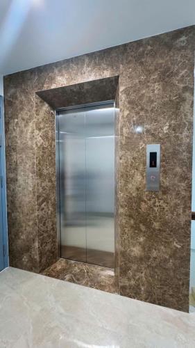 SIÊU HIẾM TRẦN KHÁT CHÂN, NGÕ THÔNG, THANG MÁY, 4 NỔI 1 HẦM, 68M2 GIÁ 12.X TỶ - 1