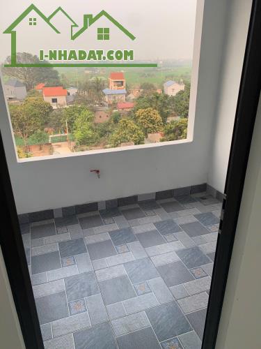 🏡🏡 Chỉ còn 2 căn duy nhất ngay gần ngã 3 trường Tiểu Học Phụng Châu - giá 2.5 tỷ ngõ oto - 4