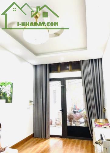 NGÕ RỘNG THẲNG PHỐ, KINH DOANH TỐT – 5 tầng Nguyễn Thái Học 28m chỉ 10.5 tỷ - NHÀ ĐẸP THOÁ - 2
