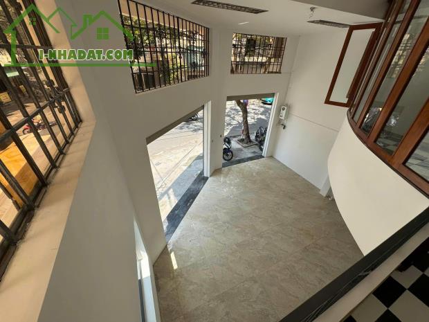 bán nhà góc 2 mặt tiền số đường Bạch Đằng, Phường Phước Tiến dt 72,4m²  bán: 14,5 tỷ - 1