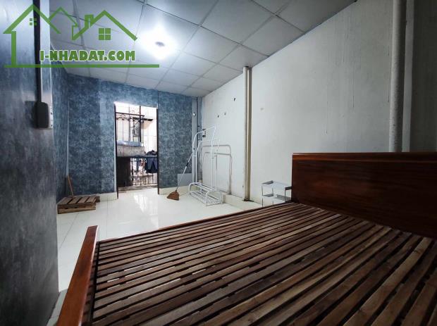 CHO THUÊ NHÀ NGUYÊN CĂN PHỐ TÔN ĐỨC THẮNG, ĐỐNG ĐA, CỰC GẦN PHỐ, CHỈ 4.2 TRIỆU - 2